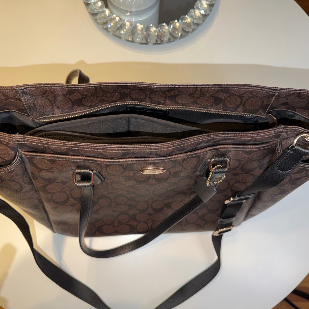 Coach Dark Brown Signature Tote Bag - Picture 15 of 16